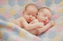 试管婴儿科普：试管双胞胎和一胎价格差多少